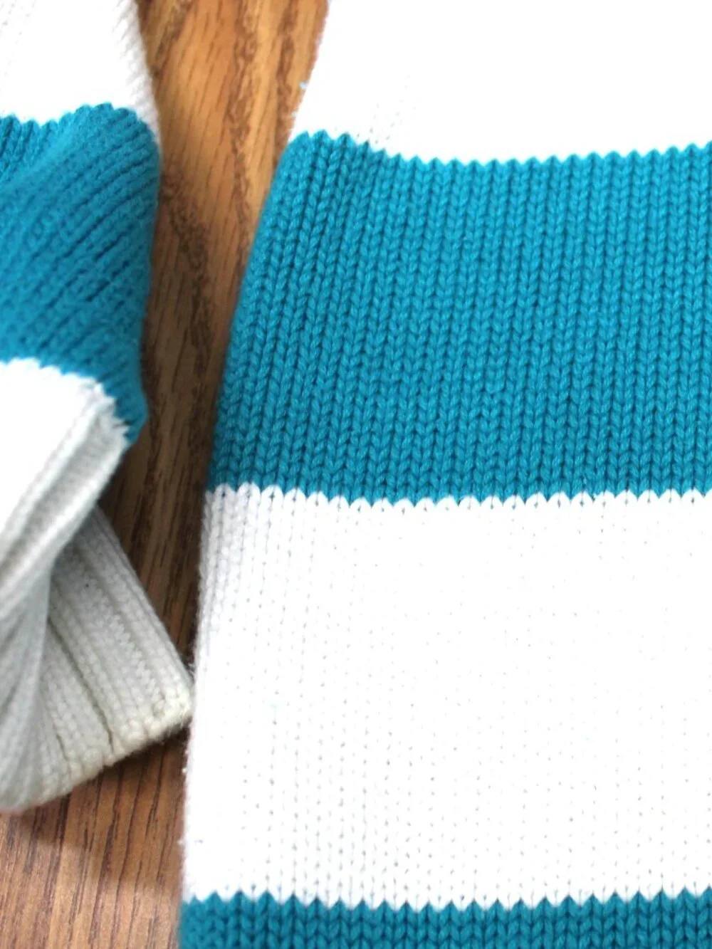 VTG GAP STRIPED POLO SWEATER 100% COTTON WHITE& TURQUOISE MEDIUM, M